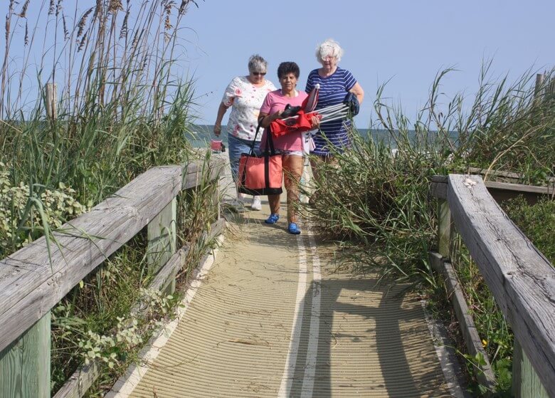 Three ladies on mat reduced-onlypawleys